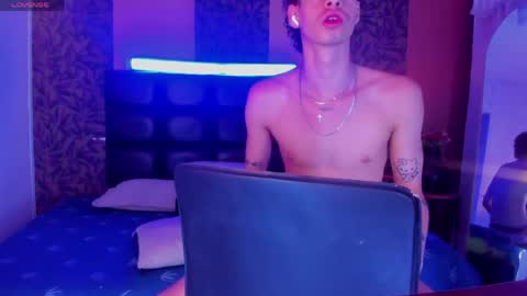 Nova Salvatore online show from April 25, 6:05 am