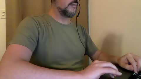 novio_muyalto online show from June 29, 11:38 pm