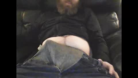 Snapshot of nudestud887 chatting on March 5, 6:01 am nudestud887 online show from March 5, 6:01 am