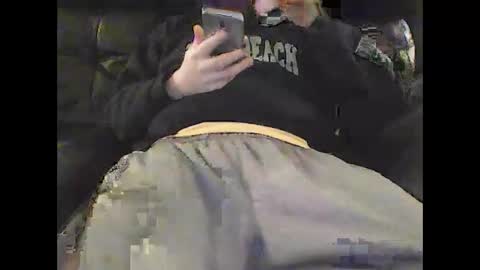 Snapshot of nudestud887 chatting on February 16, 4:42 am nudestud887 online show from February 16, 4:42 am
