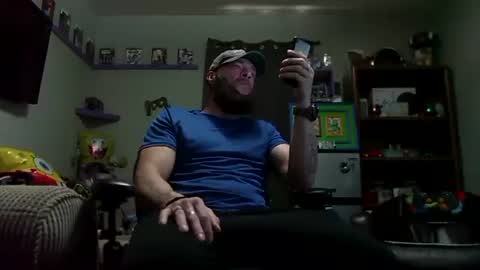 Snapshot of number1dad_ chatting on September 10, 2:27 pm Awwwww Hey Sweetie Pies. Welcome To The Sweetie Pie Lounge. Enjoy The Dad-Cast. SweetCorny Fun-loving Dad Talk. online show from September 10, 2:27 pm