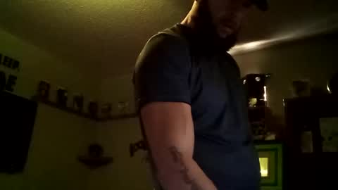 Snapshot of number1dad_ chatting on December 6, 9:13 pm Awwwww Hey Sweetie Pies. Welcome To The Sweetie Pie Lounge. Enjoy The Dad-Cast. SweetCorny Fun-loving Dad Talk. online show from December 6, 9:13 pm