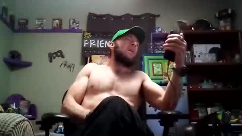 Snapshot of number1dad_ chatting on February 19, 9:14 pm Awwwww Hey Sweetie Pies. Welcome To The Sweetie Pie Lounge. Enjoy The Dad-Cast. SweetCorny Fun-loving Dad Talk. online show from February 19, 9:14 pm