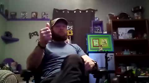Snapshot of number1dad_ chatting on February 22, 3:10 pm Awwwww Hey Sweetie Pies. Welcome To The Sweetie Pie Lounge. Enjoy The Dad-Cast. SweetCorny Fun-loving Dad Talk. online show from February 22, 3:10 pm