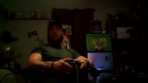 Snapshot of number1dad_ chatting on February 27, 6:18 am Awwwww Hey Sweetie Pies. Welcome To The Sweetie Pie Lounge. Enjoy The Dad-Cast. SweetCorny Fun-loving Dad Talk. online show from February 27, 6:18 am
