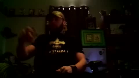 Snapshot of number1dad_ chatting on January 2, 8:13 pm Awwwww Hey Sweetie Pies. Welcome To The Sweetie Pie Lounge. Enjoy The Dad-Cast. SweetCorny Fun-loving Dad Talk. online show from January 2, 8:13 pm