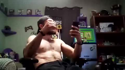 Snapshot of number1dad_ chatting on February 22, 5:02 am Awwwww Hey Sweetie Pies. Welcome To The Sweetie Pie Lounge. Enjoy The Dad-Cast. SweetCorny Fun-loving Dad Talk. online show from February 22, 5:02 am