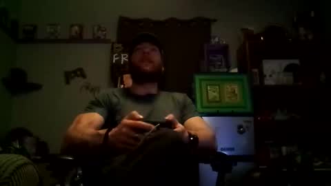 Snapshot of number1dad_ chatting on February 4, 4:05 am Awwwww Hey Sweetie Pies. Welcome To The Sweetie Pie Lounge. Enjoy The Dad-Cast. SweetCorny Fun-loving Dad Talk. online show from February 4, 4:05 am
