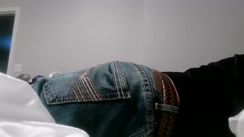 nuttincowboy727272 online show from June 26, 12:47 am