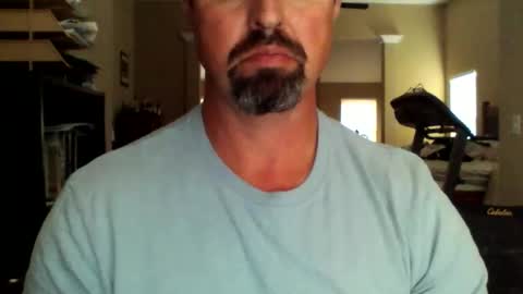 nvrenuff1979 online show from December 2, 7:50 pm