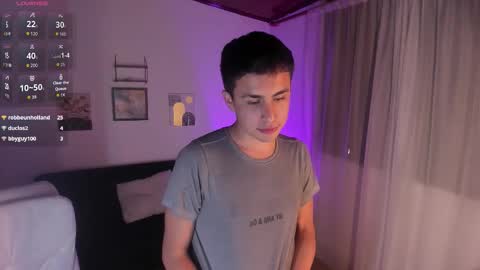 Snapshot of nyko_ds chatting on October 5, 9:41 pm nyko_ds online show from October 5, 9:41 pm
