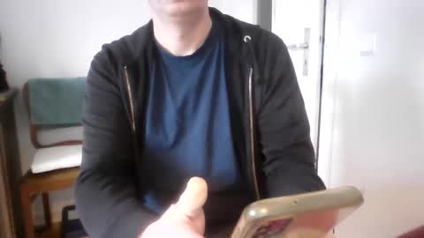 nylonwankingbee online show from December 5, 10:33 am