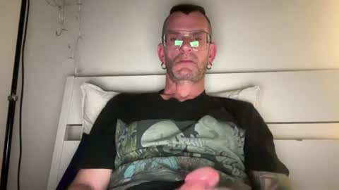 Jonathan Deep online show from June 12, 9:23 pm