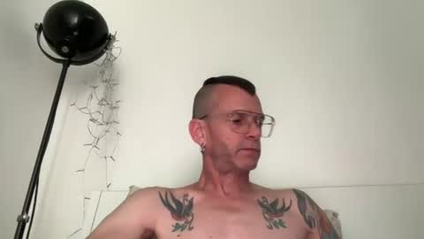 Jonathan Deep online show from July 12, 6:04 am