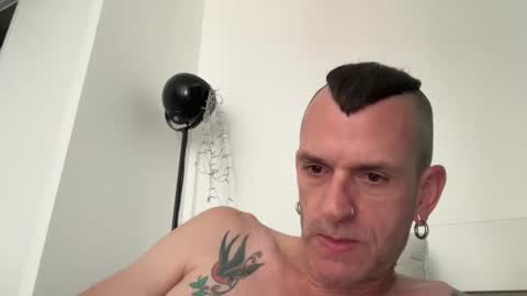 Jonathan Deep online show from June 17, 1:46 pm