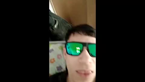 Snapshot of ocampojhon503 chatting on April 4, 5:10 pm ocampojhon503 online show from April 4, 5:10 pm