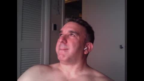 Snapshot of oceanmanx chatting on September 29, 3:27 am Ocean online show from September 29, 3:27 am