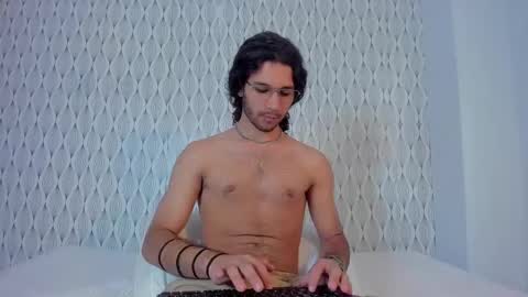 Snapshot of oezack__ chatting on January 23, 5:42 pm Zack online show from January 23, 5:42 pm