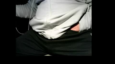 Snapshot of officemanparis chatting on February 23, 9:58 pm jacques online show from February 23, 9:58 pm