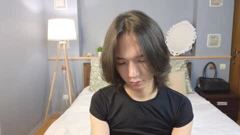Snapshot of okerriella chatting on September 24, 1:31 pm Ami online show from September 24, 1:31 pm