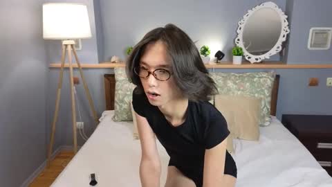 Snapshot of okerriella chatting on September 13, 2:07 pm Ami online show from September 13, 2:07 pm