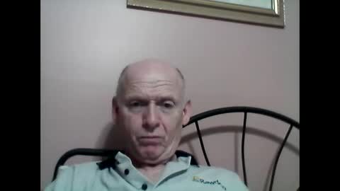 Snapshot of oldbuthorny62 chatting on February 3, 4:35 am oldbuthorny62 online show from February 3, 4:35 am