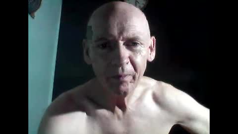 Snapshot of oldbuthorny62 chatting on March 9, 7:01 am oldbuthorny62 online show from March 9, 7:01 am