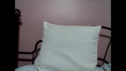 Snapshot of oldbuthorny62 chatting on January 16, 3:23 am oldbuthorny62 online show from January 16, 3:23 am