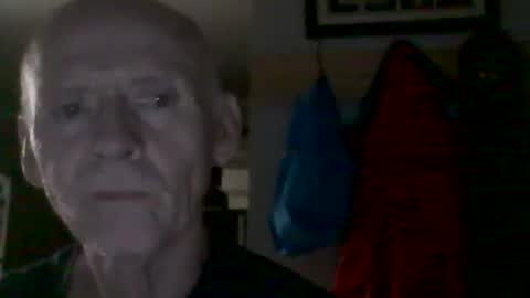 Snapshot of oldbuthorny62 chatting on October 13, 5:46 am oldbuthorny62 online show from October 13, 5:46 am
