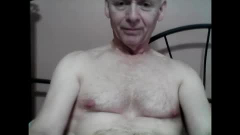 Snapshot of oldbuthorny62 chatting on January 11, 6:01 pm oldbuthorny62 online show from January 11, 6:01 pm