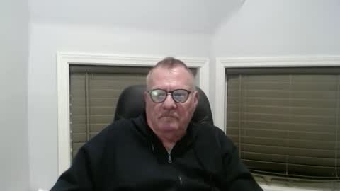 oldguybigd online show from November 19, 2:33 am