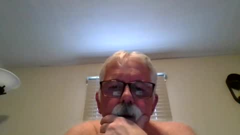 OldMIGUY online show from February 9, 9:41 pm