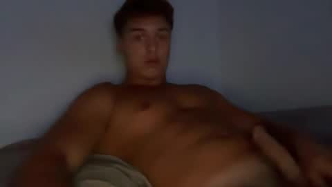 olihoe03 online show from July 13, 9:49 pm