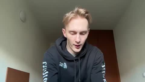 Oliver and Thomas online show from November 21, 12:26 pm