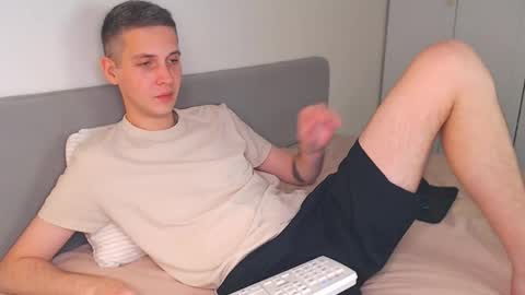 Oliver online show from November 27, 12:53 pm