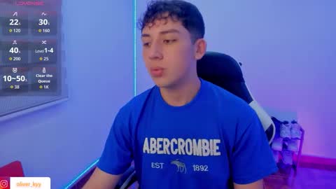 oliveeer online show from November 12, 1:55 am