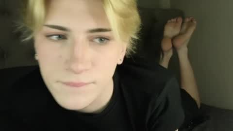 oliver online show from April 25, 6:27 pm