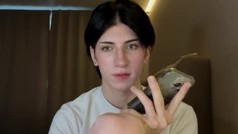 oliver online show from March 25, 1:26 pm