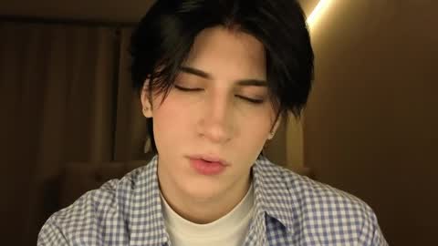 oliver online show from April 8, 6:38 pm