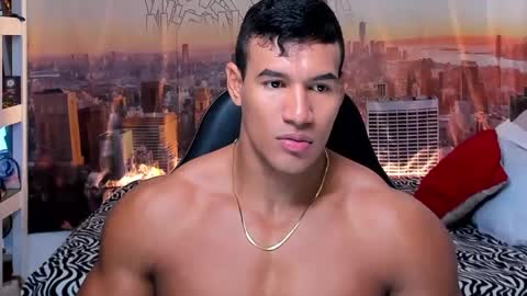 Snapshot of oliver_tommy chatting on October 10, 2:55 pm oliver_tommy online show from October 10, 2:55 pm