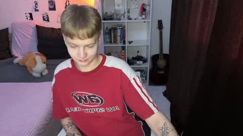 Snapshot of olivertasty chatting on September 28, 2:26 pm oliver online show from September 28, 2:26 pm