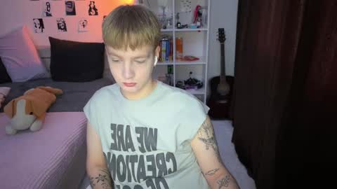 Snapshot of olivertasty chatting on September 30, 1:14 pm oliver online show from September 30, 1:14 pm