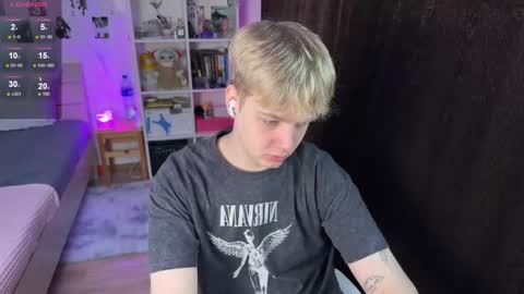 oliver online show from February 28, 3:22 pm