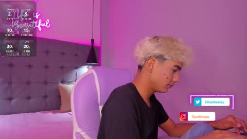 Oliver online show from September 26, 1:53 pm