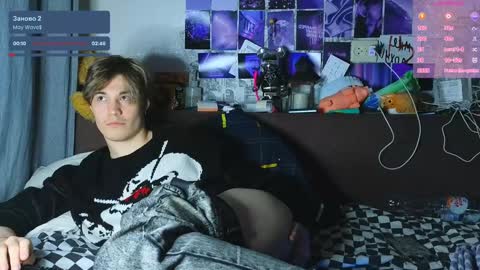 Snapshot of ololkd chatting on February 4, 7:33 pm Tony online show from February 4, 7:33 pm