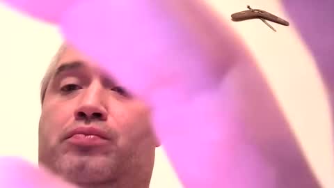 Michal online show from December 3, 10:16 pm