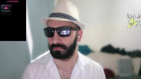 ona nisme online show from April 11, 5:36 am