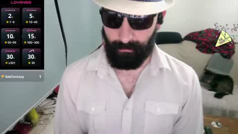 ona nisme online show from June 19, 1:44 am