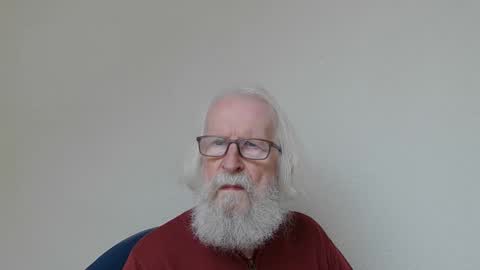 Snapshot of onanister chatting on October 8, 12:31 pm Somewhere over the rainbow online show from October 8, 12:31 pm