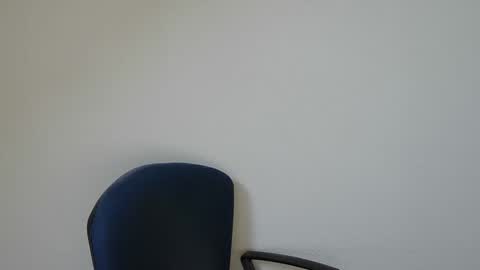 Somewhere over the rainbow online show from April 23, 1:24 pm